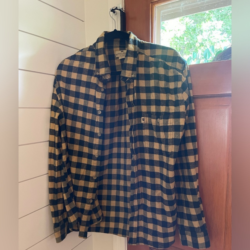 Men’s XL Buffalo Jackson gold and black flannel shirt